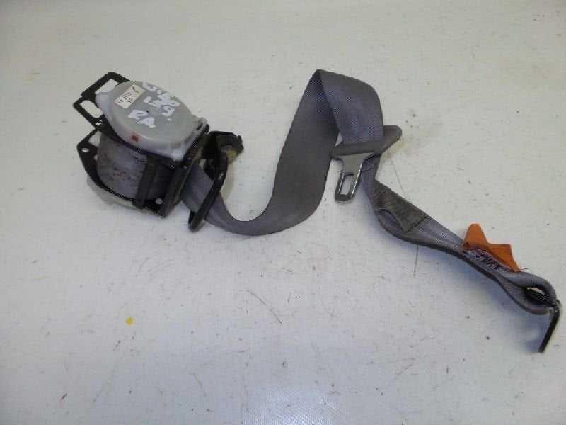 VEILIGHEIDSGORDEL RECHTS ACHTER Mazda 626 (GF14), Gebruikt, Mazda