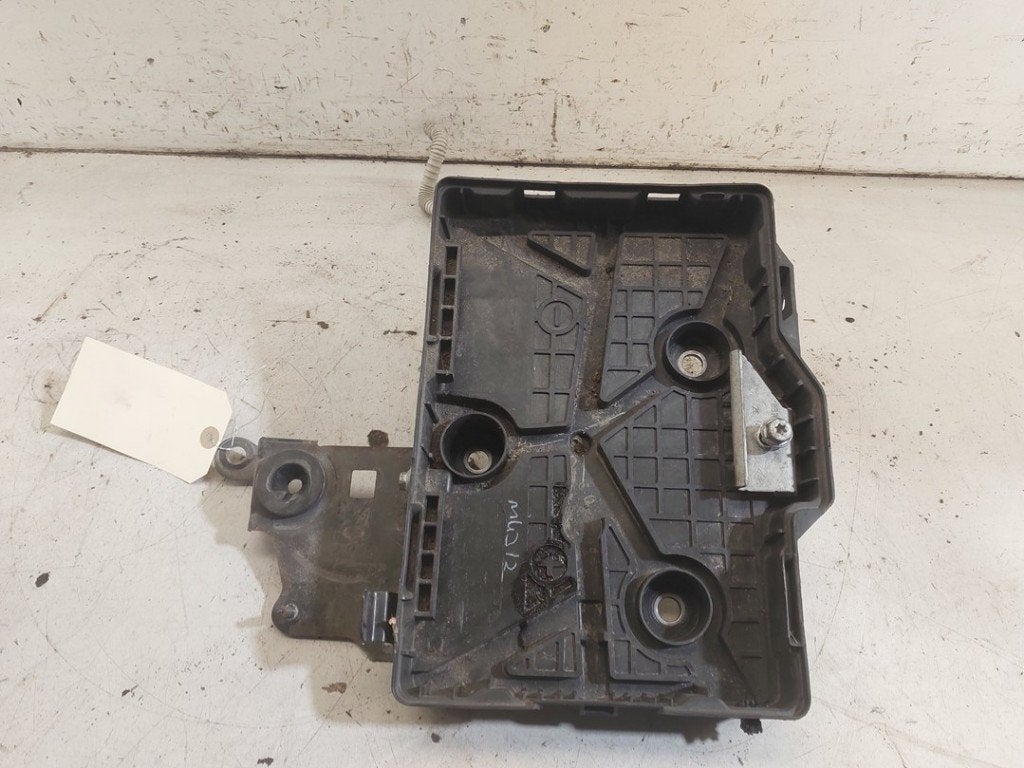 BAC A BATTERIE Renault Captur I (2R) (|648601269R|), Renault, Utilisé, Peter-Huppertz-Straße 5
51063  Köln, DE, Dialog.deutschland@renault.de