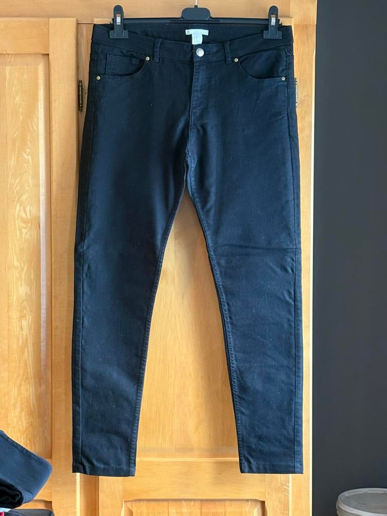 Zwarte jeans van H&M (42)., Zwart, Maat 42/44 (L), Ophalen of Verzenden, Lang