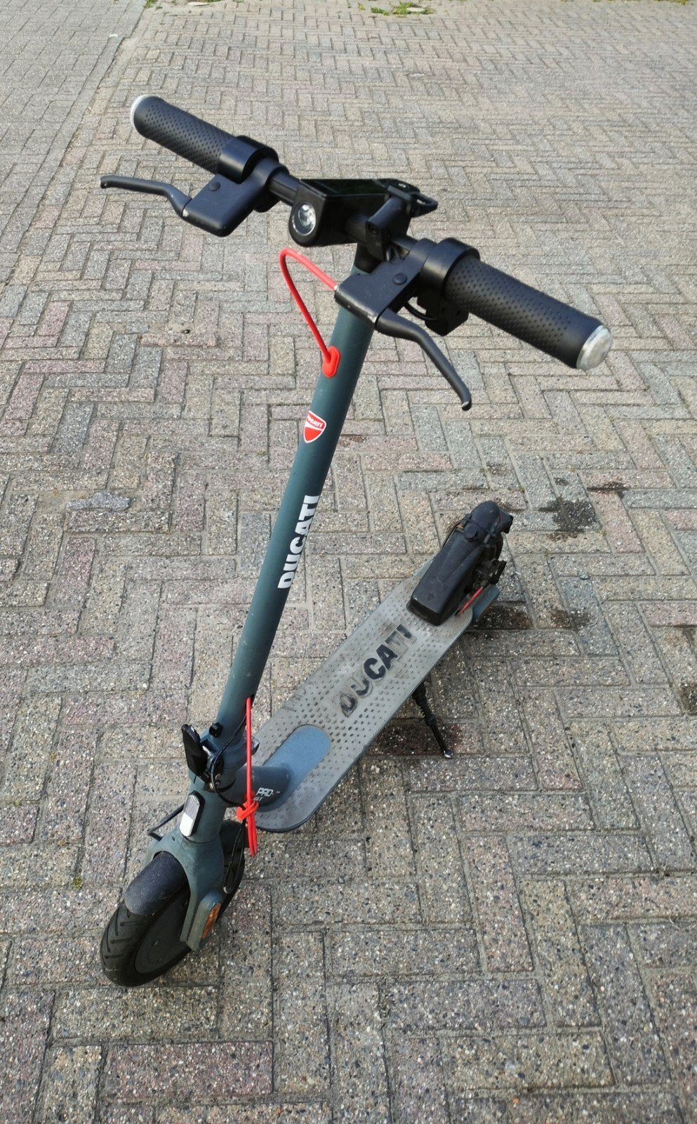Elektrische step, Fietsen en Brommers, Ophalen of Verzenden