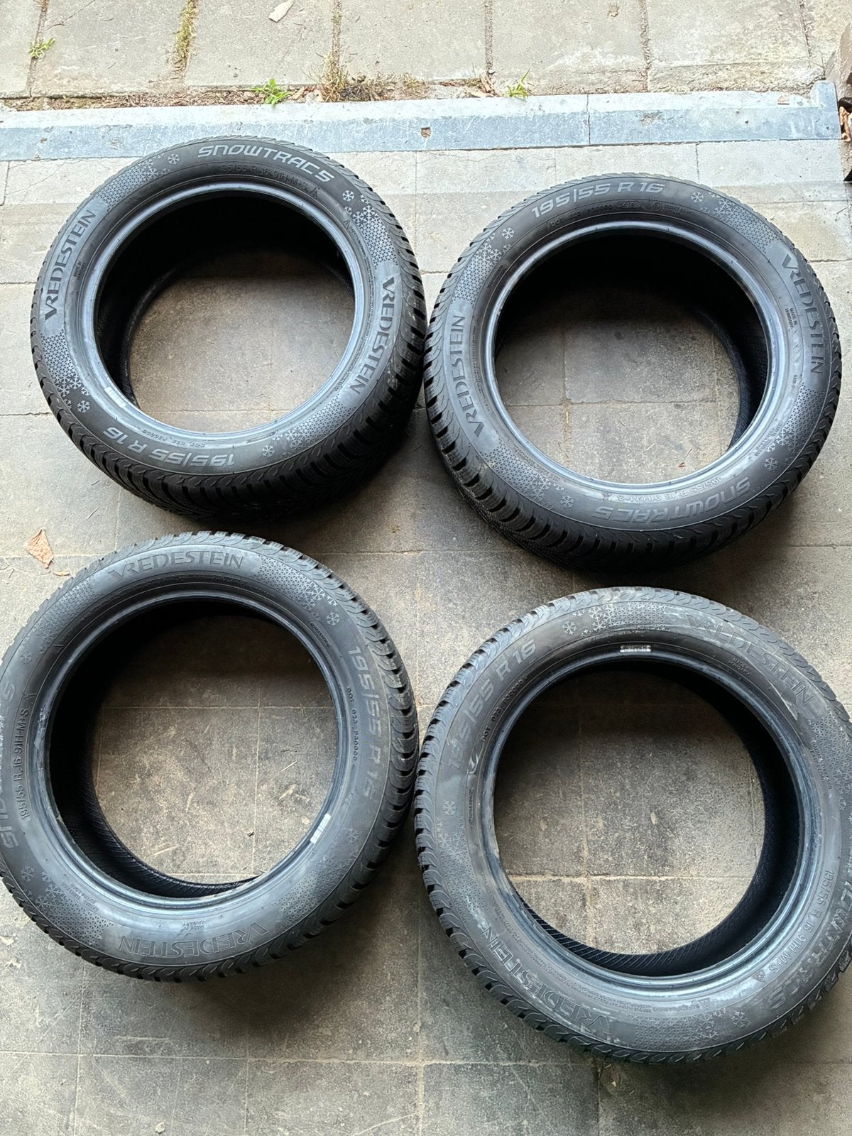 Vredestein Snowtrac5, 8mm profiel, Gebruikt, 16 inch, Band(en), Personenwagen