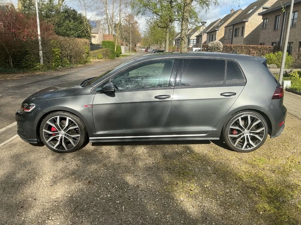 GOLF 7 GTI, Autos, Volkswagen, Cuir, Argent ou Gris, Euro 6, 169 kW