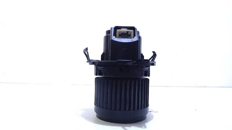 Kachel ventilator motor Renault Clio, Onderdelen@venauto.nl, Van der Ven Autorecycling B.V., Ettenseweg 76, 4706 PB Roosendaal, The Netherlands