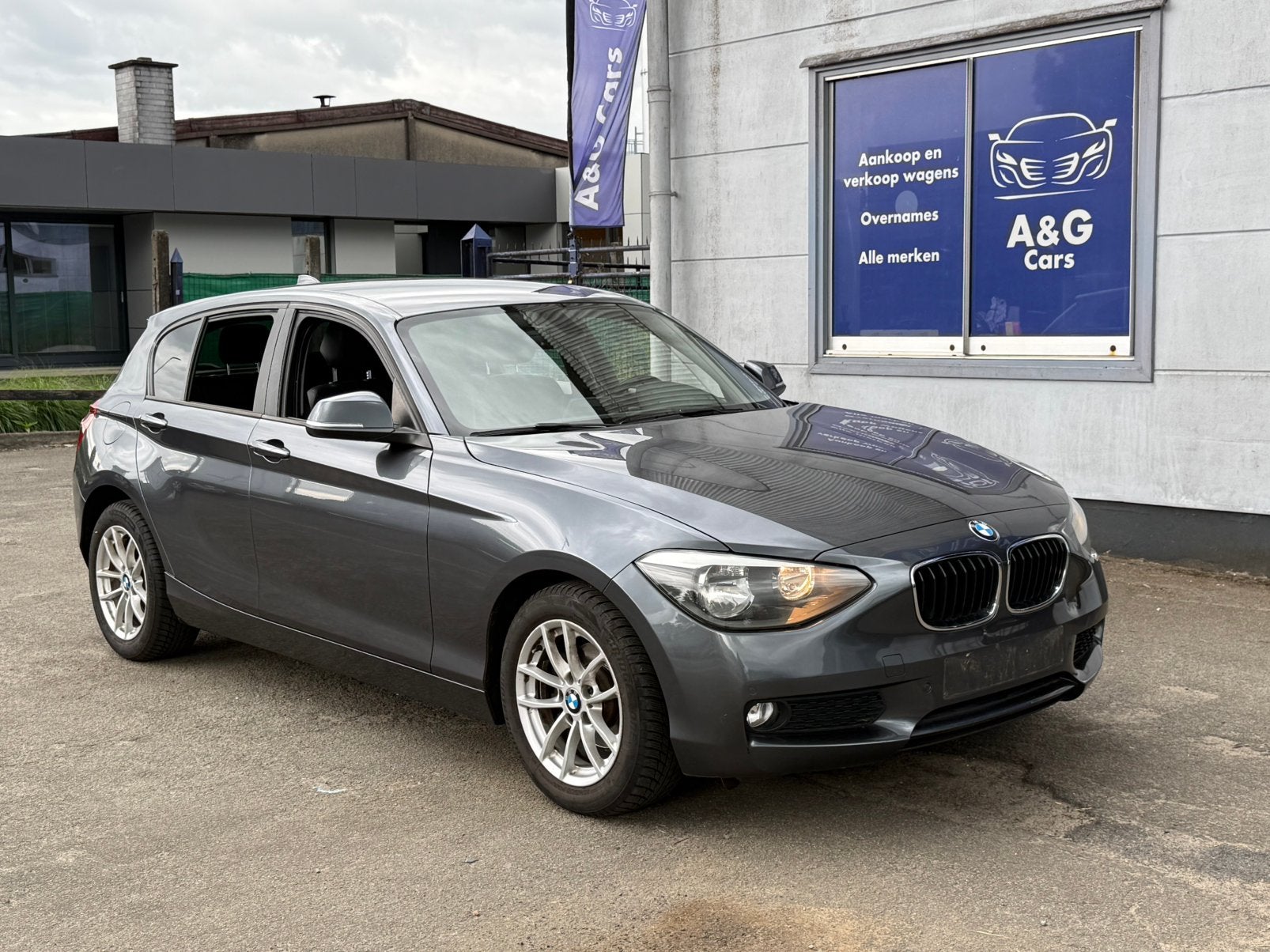 Bmw 118d 2013. 105kw 121.459km., Autos, BMW, Entreprise, Achat, Série 1, ABS, Airbags, Air conditionné, Alarme, Bluetooth, Feux de virage