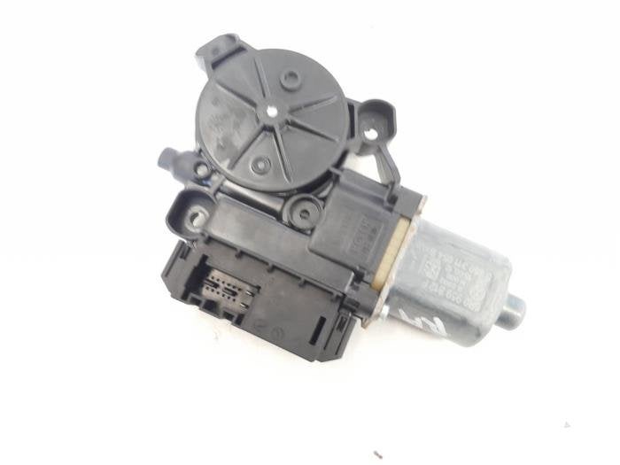 Moteur de vitre portière d'un Volkswagen Polo, Autos : Pièces & Accessoires, Volkswagen, -, 3 mois de garantie, Utilisé