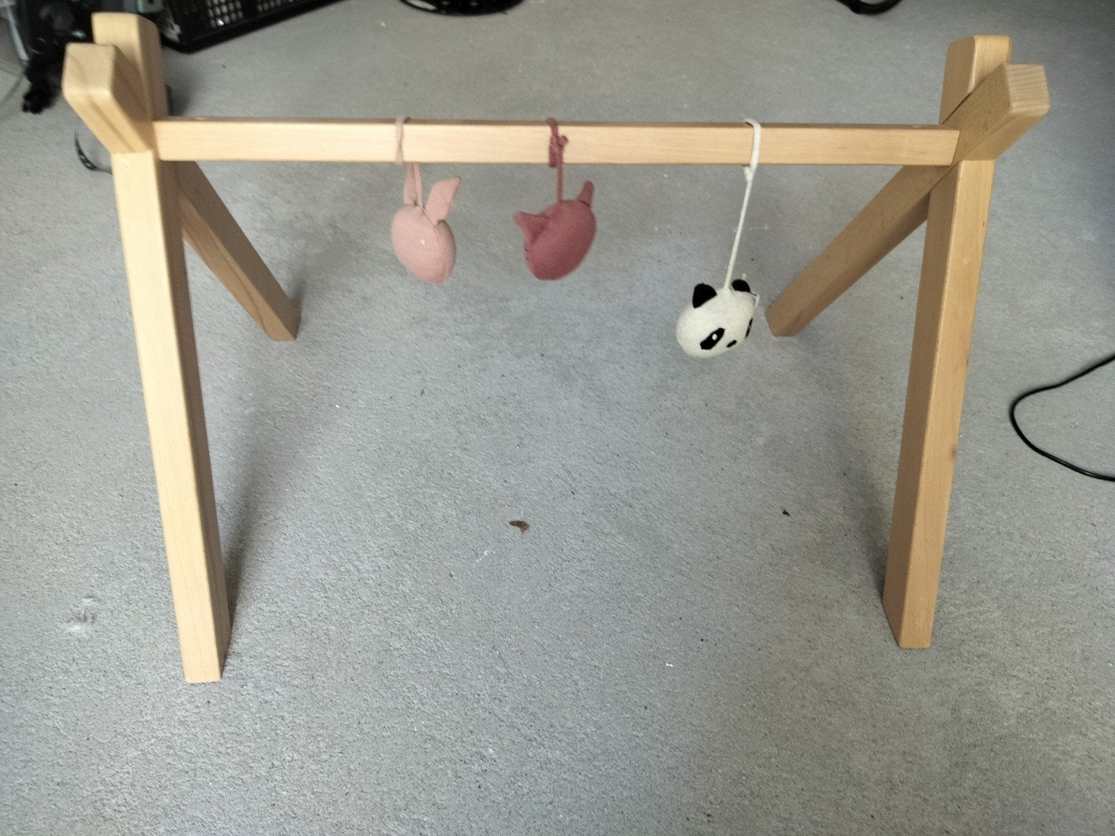 Houten babygym met knuffels (geen gebreken), Kinderen en Baby's, Ophalen