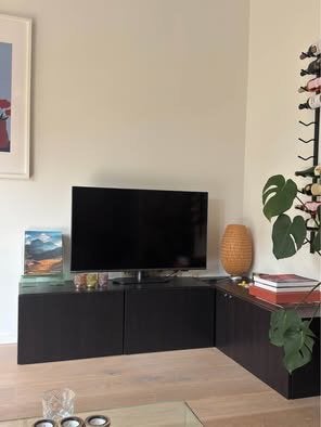 (2x) IKEA BESTÅ kast / TV-meubel zwartbruin – 120 cm, Maison & Meubles, Armoires | Mobilier de télévision, Enlèvement, Comme neuf