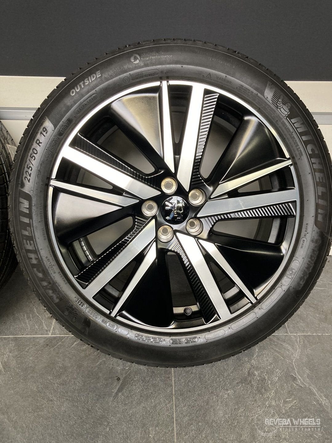 19” originele Peugeot 3008 / 5008 velgen + banden DEMO 5x108, Auto-onderdelen, 19 inch, Gebruikt, -, -