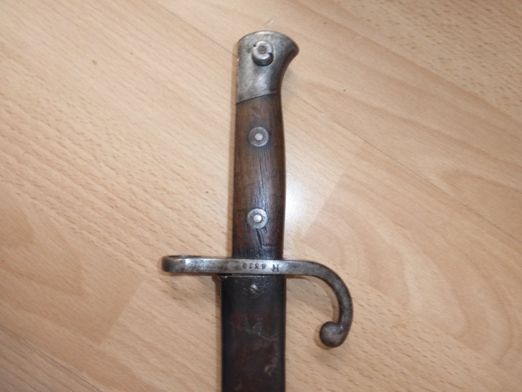 Baionnette Mauser Belge Jeannette M1889, Envoi, Armée de terre, Couteau ou Poignard
