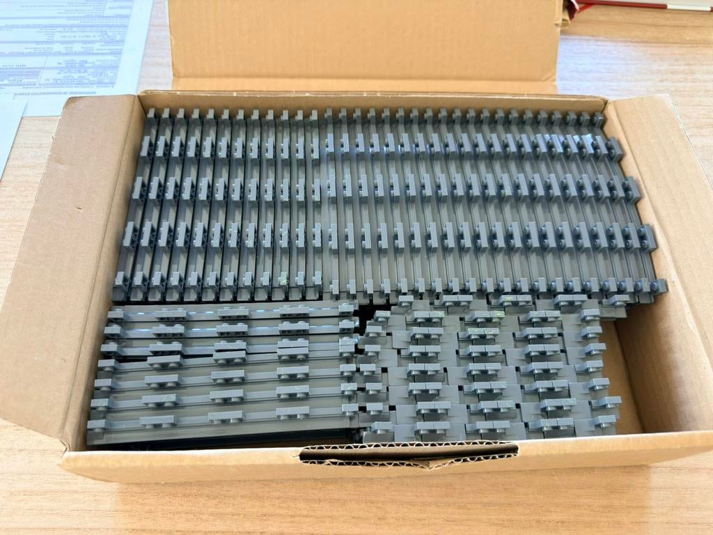 LEGO treinsporen lot – 80+ stuks (rechte & gebogen rails), City, Lego, Accessoire, Comme neuf