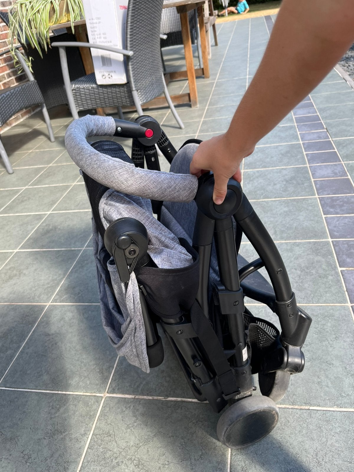 Compacte plooi buggy met verstelbare rug, Kinderen en Baby's, Ophalen, Zo goed als nieuw, Verstelbare rugleuning
