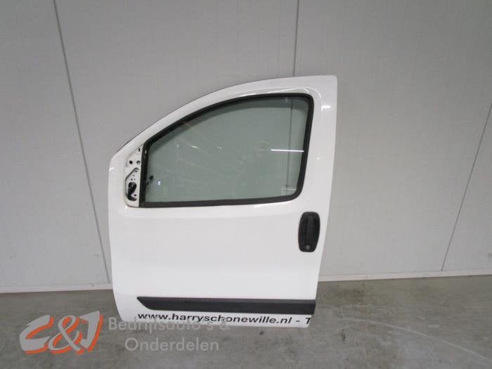 Portier 2Deurs links van een Peugeot Bipper (EWP), Gebruikt, -, Deur, -