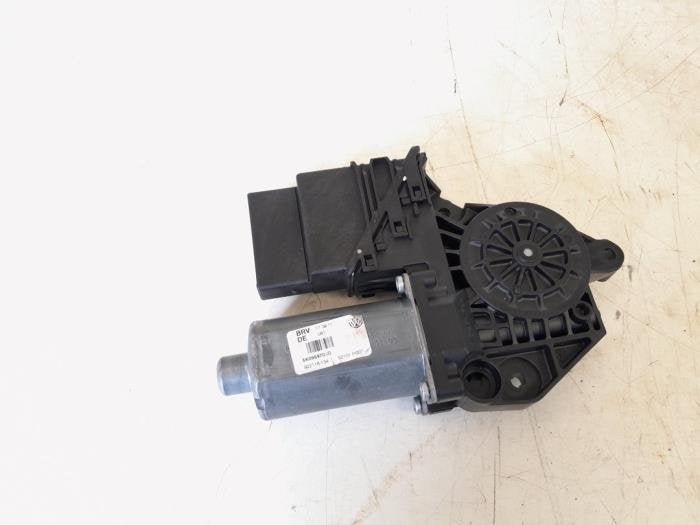 Moteur de vitre portière d'un Volkswagen Golf, Volkswagen, -, 3 mois de garantie, Utilisé