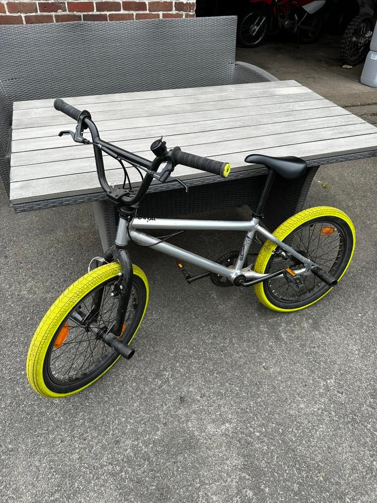 Bmx, Fietsen en Brommers, Fietsen | Crossfietsen en BMX, Ophalen, Zo goed als nieuw