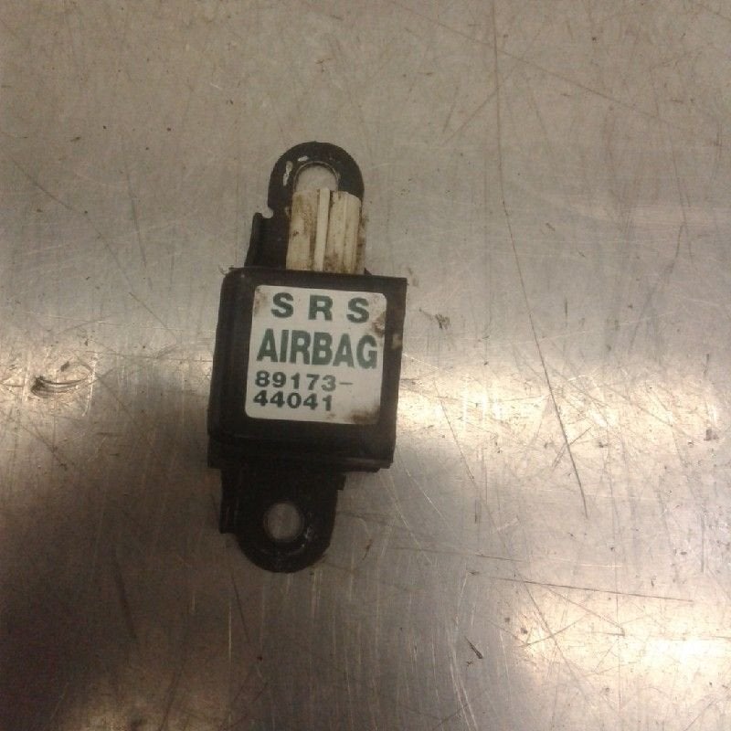 CAPTEUR AIRBAG Toyota Avensis Verso (M20) (|8917388041|), Utilisé, Toyota