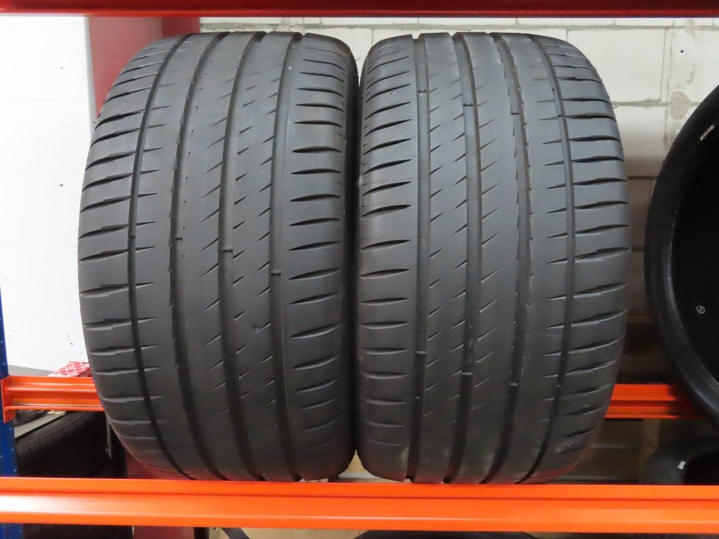 Zomerbanden Michelin Pilot sport 4 295 40 ZR 19 NO 2 stuks, Auto-onderdelen, Banden en Velgen, 19 inch, Gebruikt, 295 mm, -