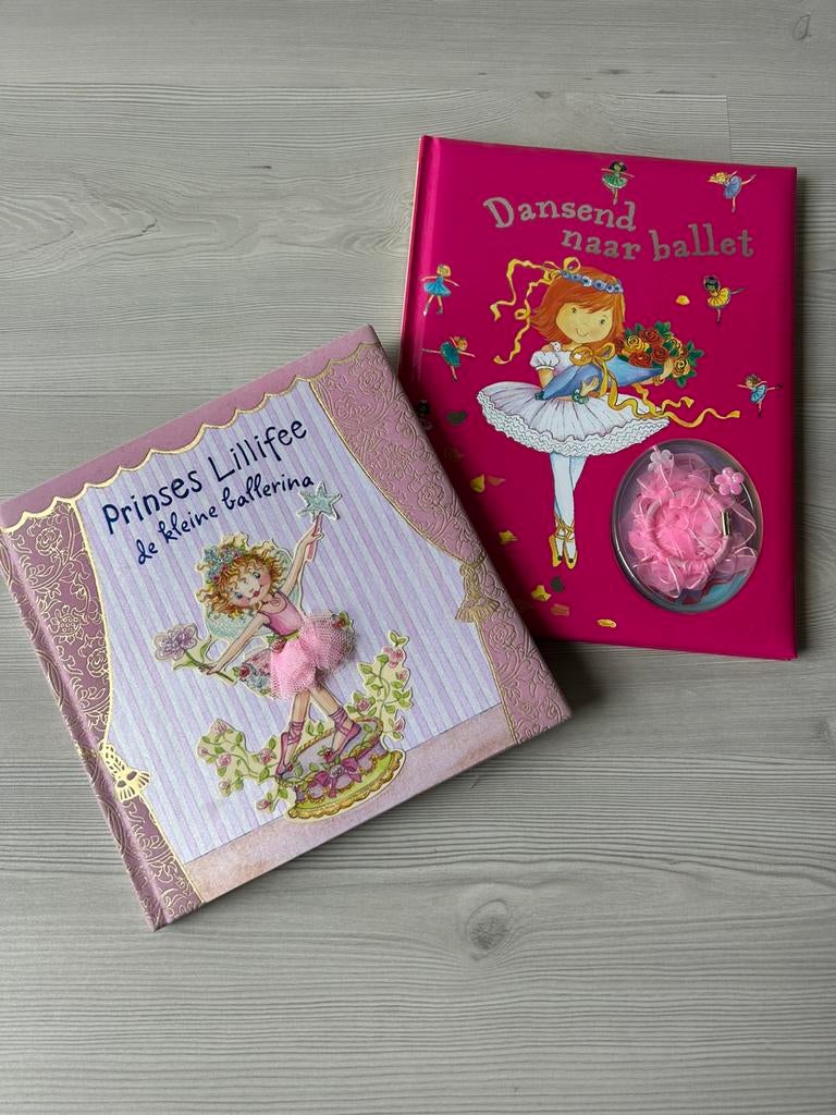 2 schattige ballet boekjes, Enlèvement ou Envoi, Comme neuf, 5 ou 6 ans