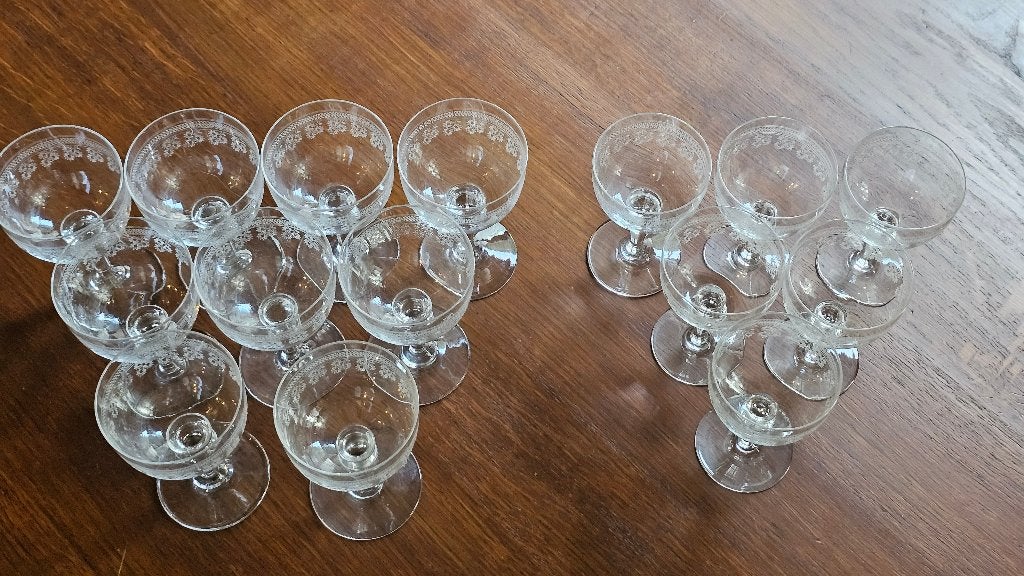 Lot de 15 verres en cristal de Baccarat - Modèle Pompadour, Enlèvement