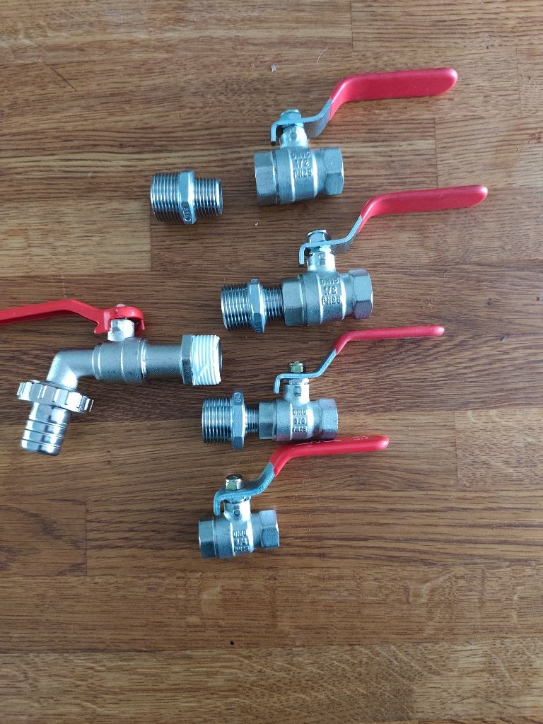 Waterkraan en kogel kranen, Ophalen