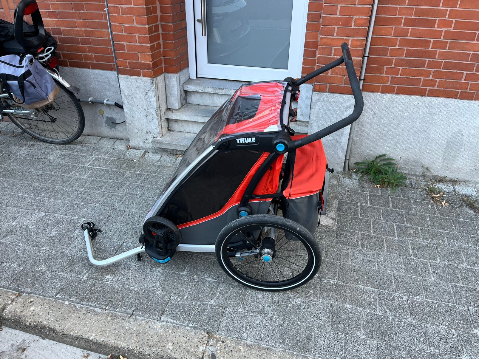 Fietskar Thule Cross 2 double, Fietsen en Brommers, Fietsaccessoires | Aanhangwagens en Karren, Ophalen, Opvouwbaar, Zo goed als nieuw
