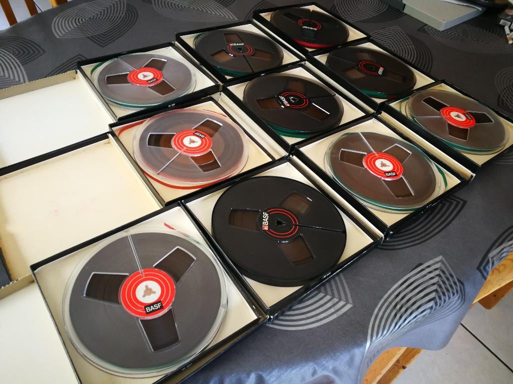 lotje van 19 bandrecorder banden 18 cm, Ophalen, Bandrecorder