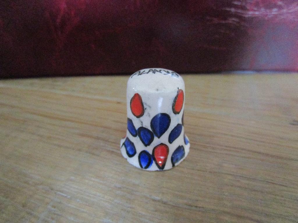 7 vingerhoedjes Turkije, Verzamelen, Vingerhoedjes, Ophalen of Verzenden, Nieuw, Porselein