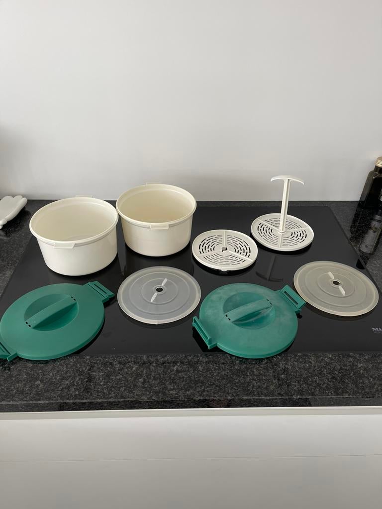 Vintage La Redoute Magnetron Stomer & Rijstkoker Set, Maison & Meubles, Cuisine| Tupperware, Comme neuf, Blanc, Enlèvement ou Envoi