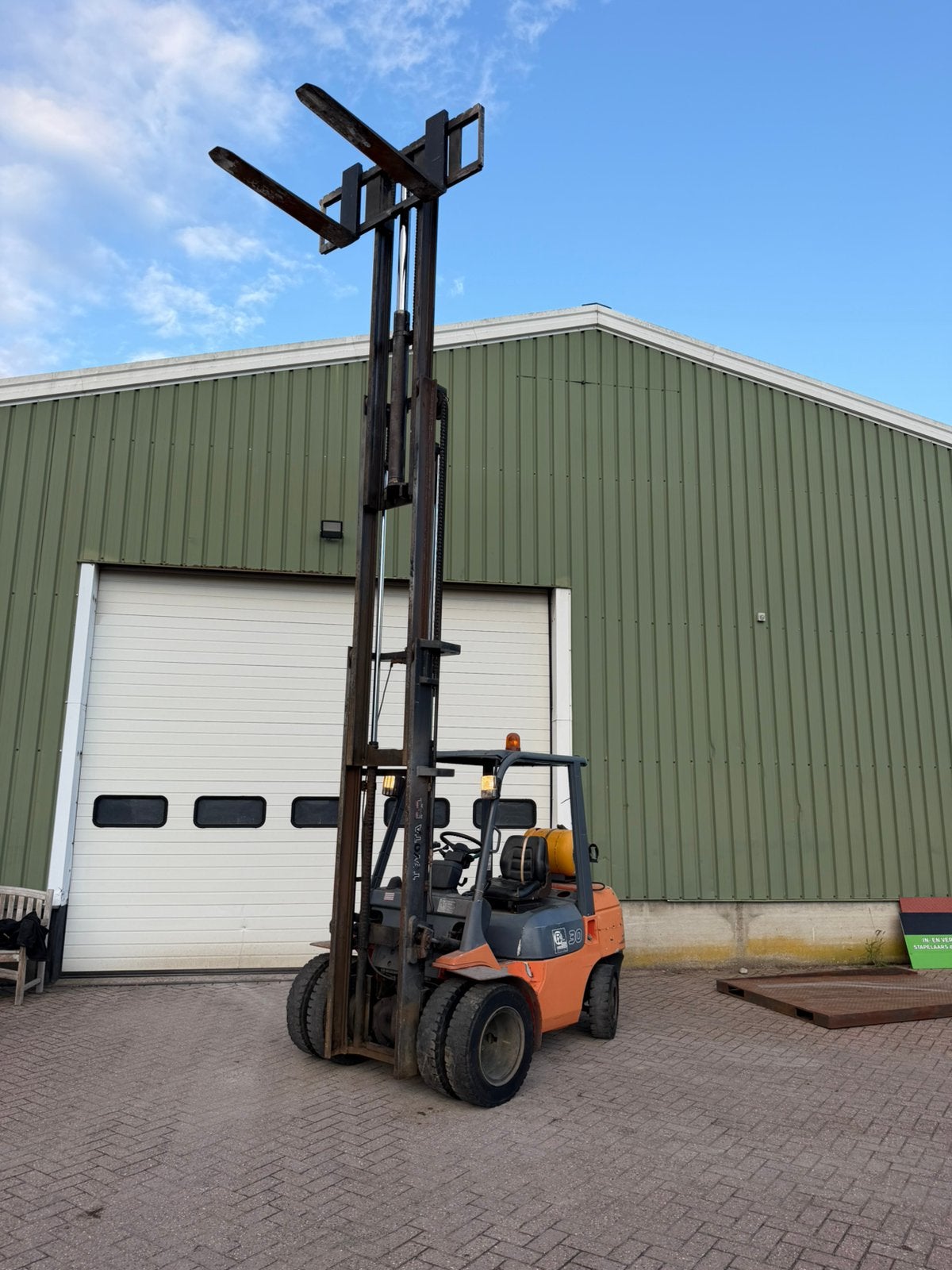 Te koop heftruck toyota 3 ton op gas triplo, Ophalen of Verzenden