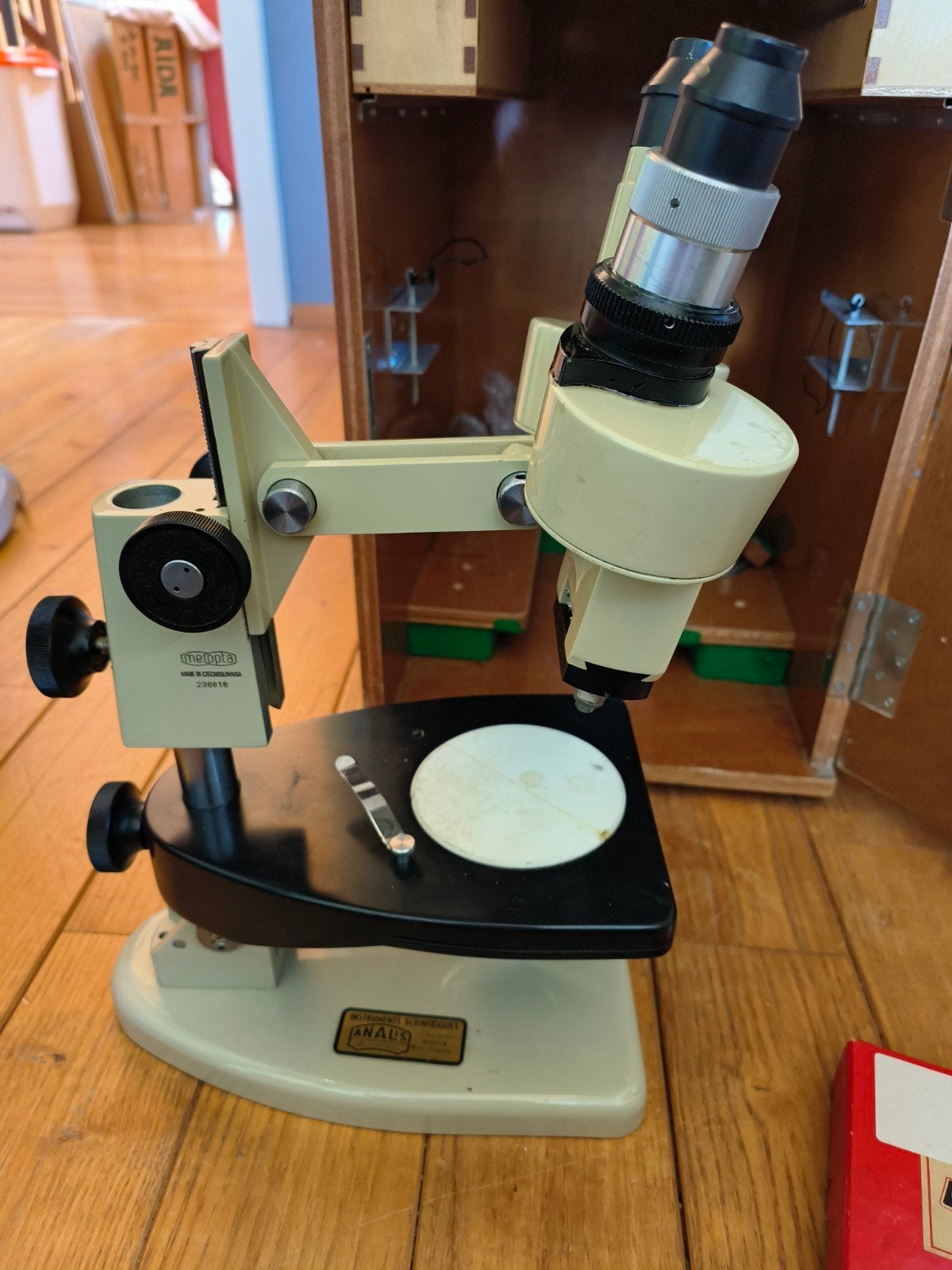 Vintage Olympus microscoop (1967) – Voor onderdelen of decor, Audio, Tv en Foto, Optische apparatuur | Microscopen, Ophalen