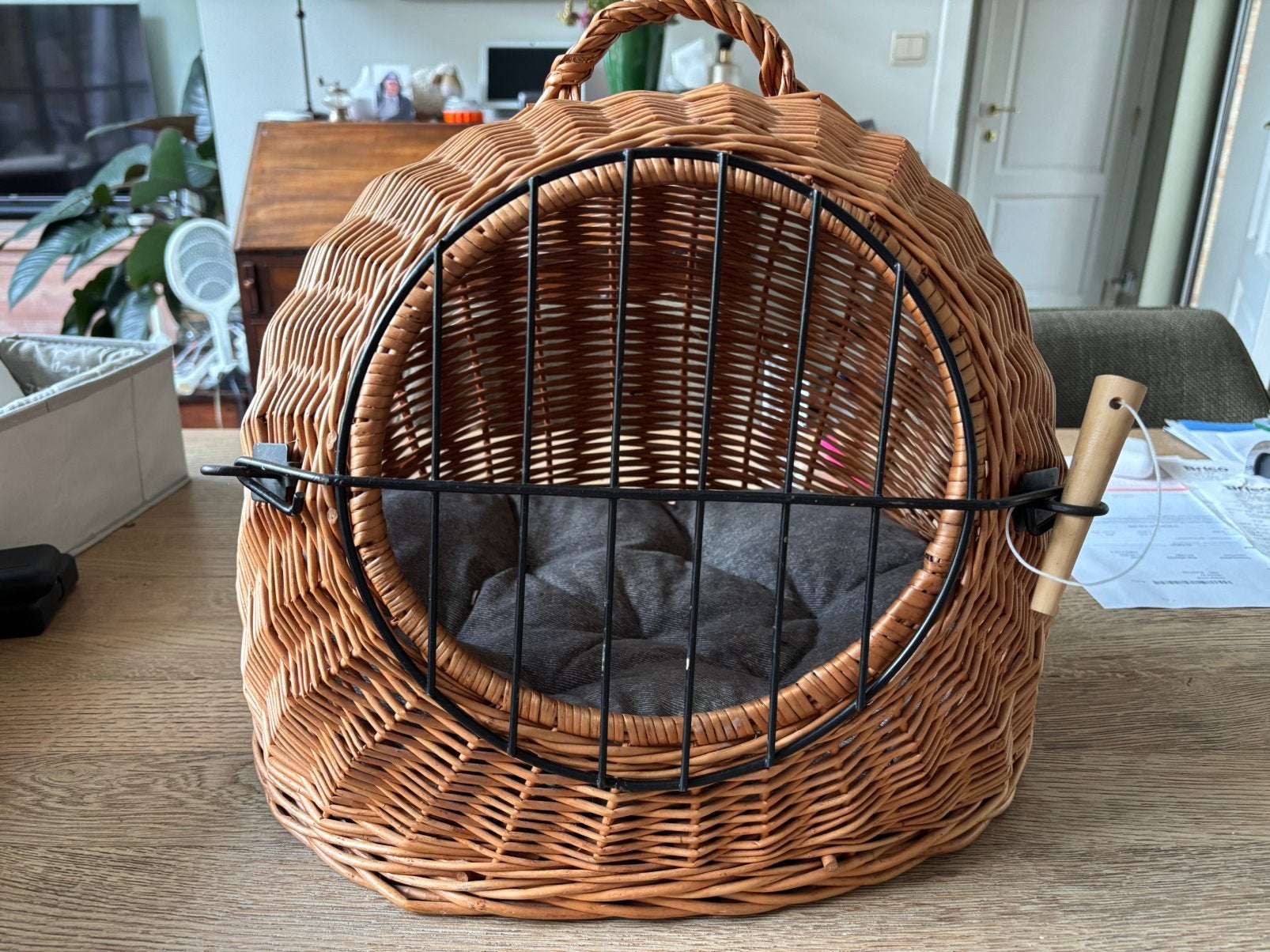 Rieten kattenmandje 10 euro, Ophalen, Zo goed als nieuw