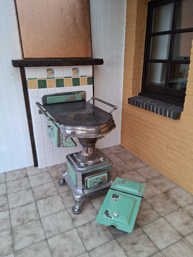 Leuvense stoof, Huis en Inrichting, Kachels, Ophalen, Gebruikt, Overige brandstoffen, Inbouw