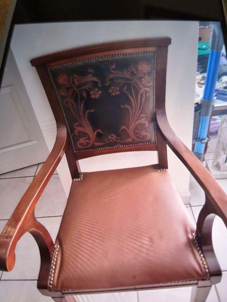 Fauteuil de bureau en cuir ancien, Enlèvement
