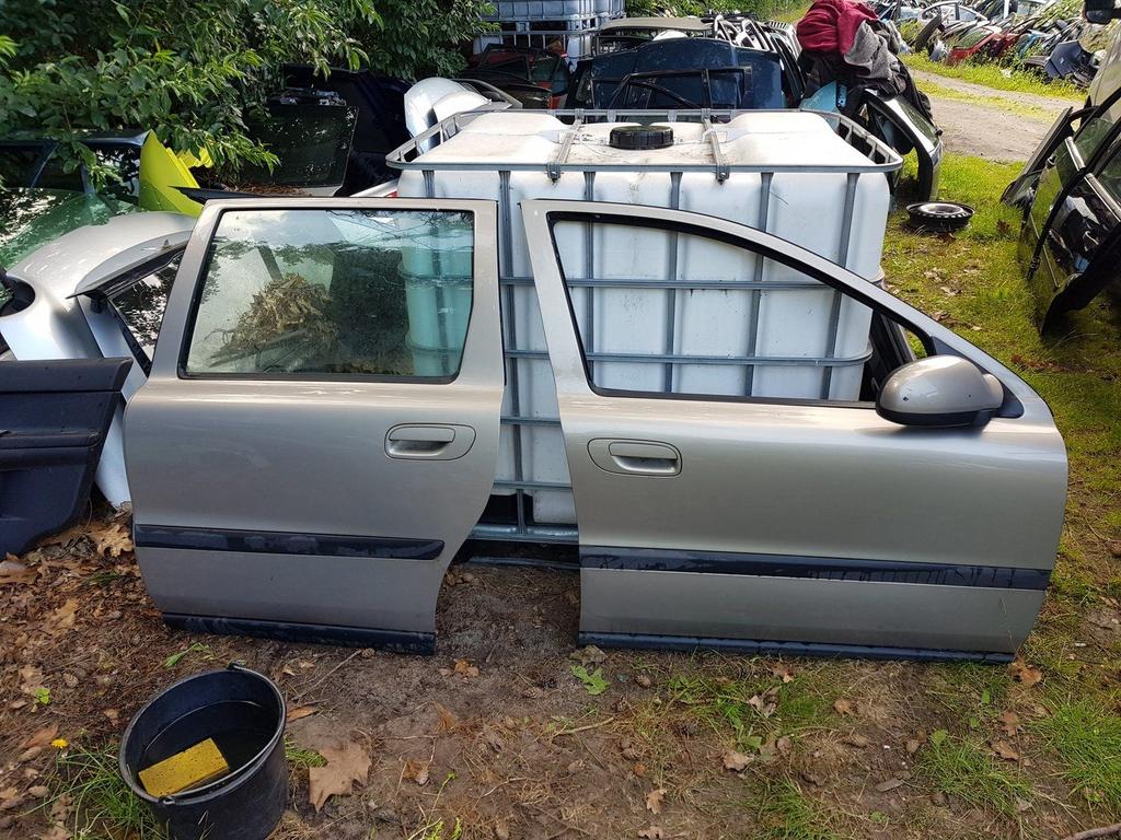 VOLVO V70 PORTIEREN  BJ 2001 2004, -, Utilisé, Porte, -