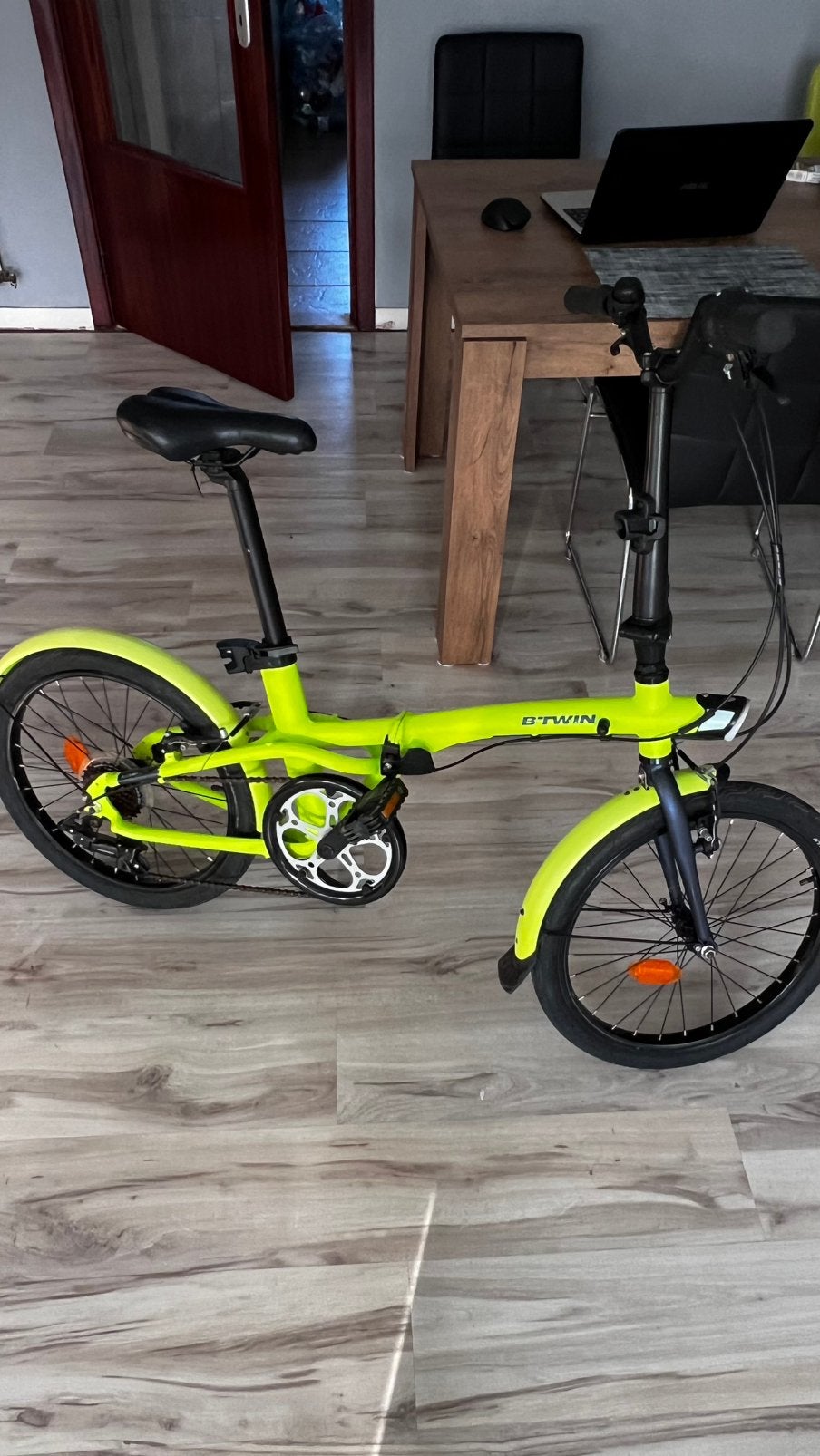 B-twin vouwfiets, Fietsen en Brommers, Ophalen of Verzenden, Zo goed als nieuw