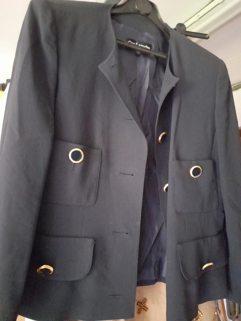 Jas Guy Laroche, Ophalen, Zo goed als nieuw, Maat 38/40 (M)