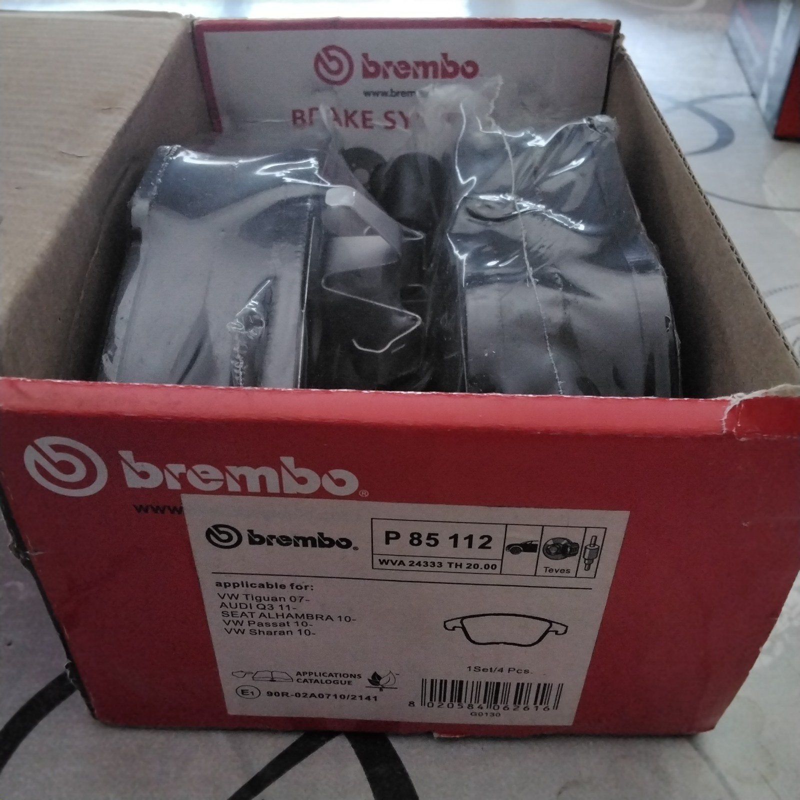 nieuwe Brembo remblokken, Ophalen of Verzenden, Nieuw, Audi