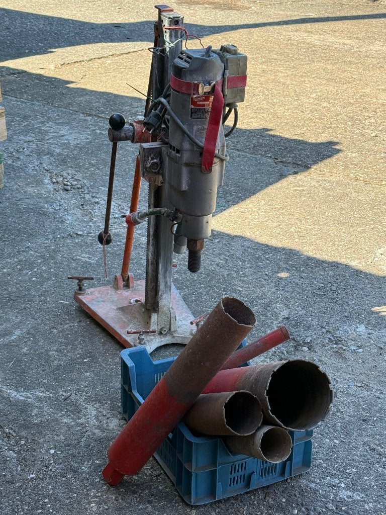 Statief en diamantboren, Doe-het-zelf en Bouw, Ophalen, Gebruikt, 600 watt of meer, Boormachine