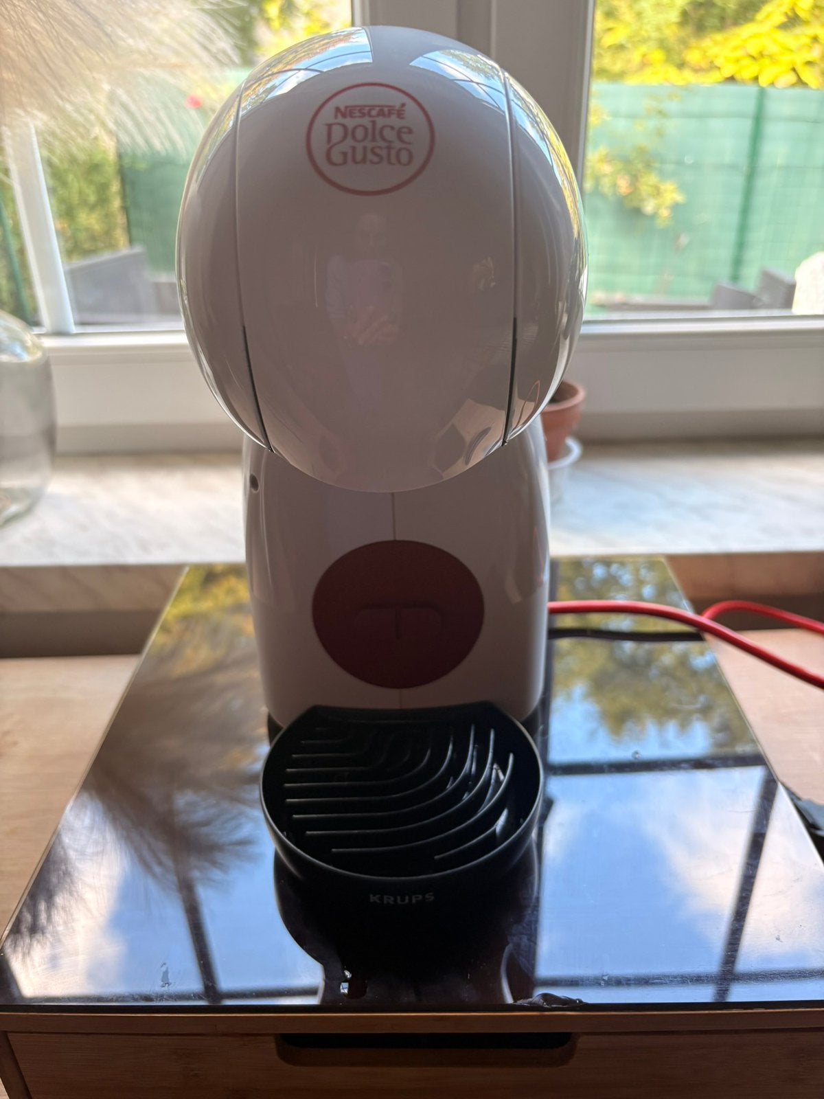 Machine a café Dolce Gusto + rangement, Electroménager, Machine à espresso, Réservoir d'eau amovible, Dosettes et capsules de café