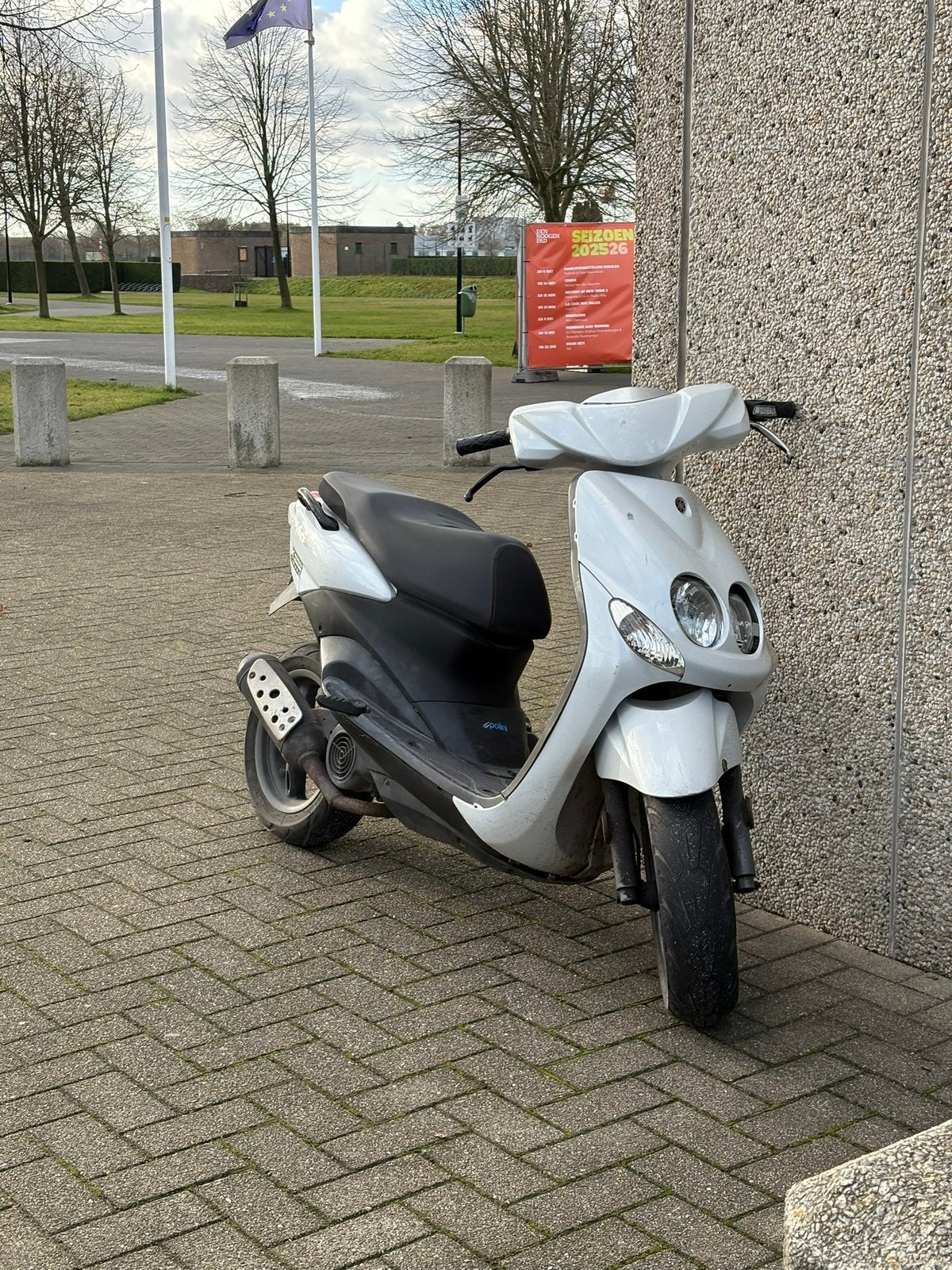 Yamaha neos 2 takt scooter b klasse met papieren, Fietsen en Brommers, Ophalen, Tweetakt, Gebruikt, Klasse B (45 km/u)