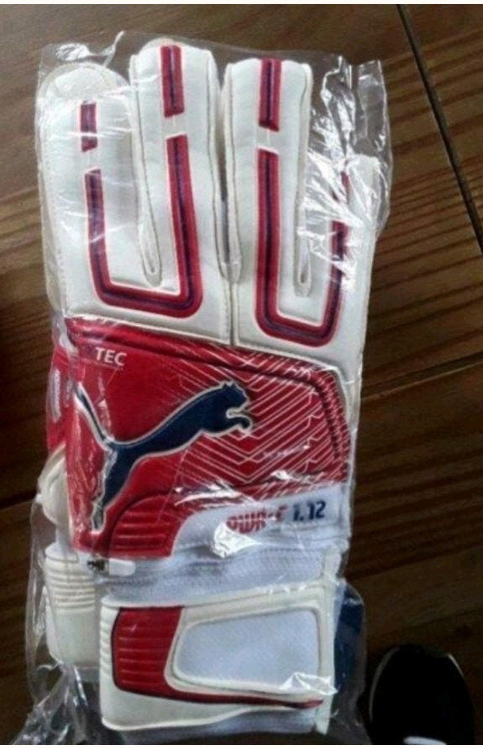 Gants de keeper Puma PWC-C 1.12 Flex Tec.

Taille : 11.

Neu, Sports & Fitness, Enlèvement ou Envoi, Gants