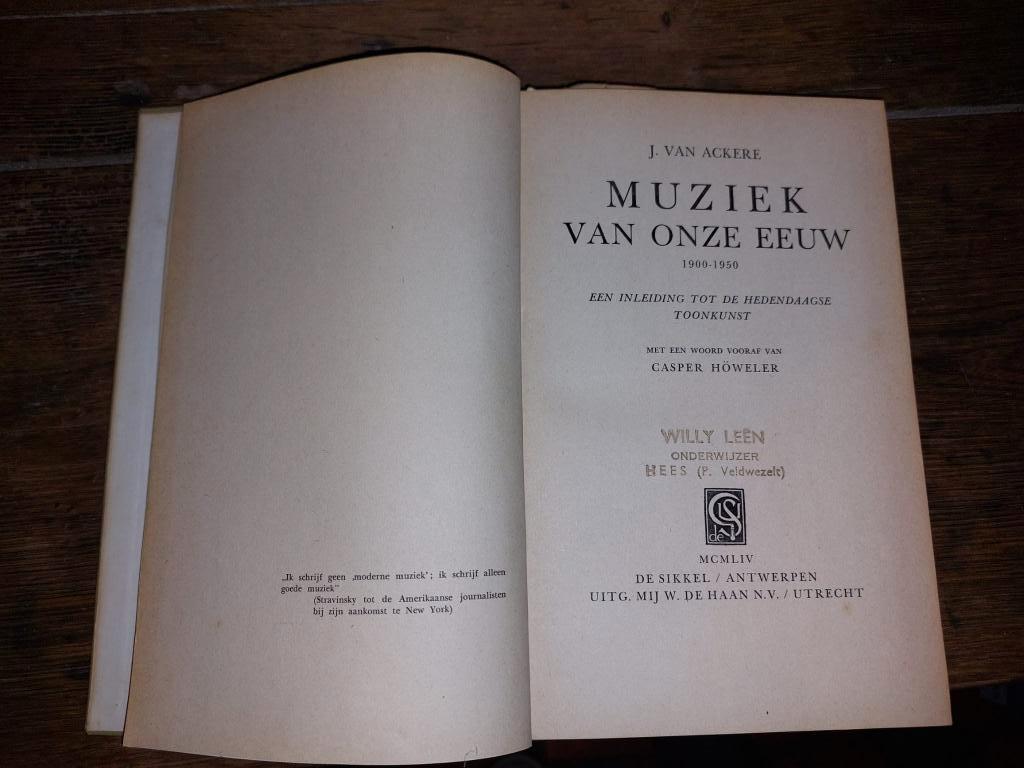 muziek van onze eeuw, 1900-1950, Livres, Musique, Enlèvement ou Envoi, Comme neuf, Général