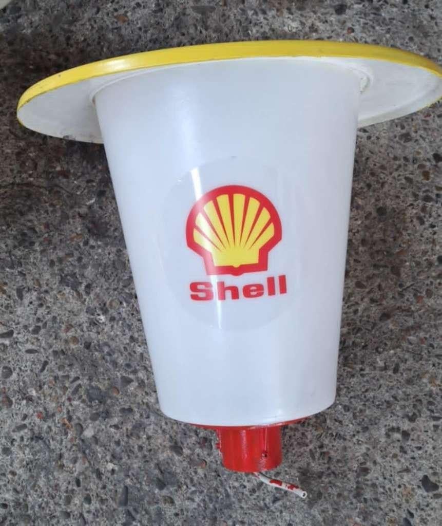 Shell lantaarnpaal benzinepomp eiland of garage decoratie, Verzamelen, Ophalen, Gebruikt, Lichtbak of (neon) lamp