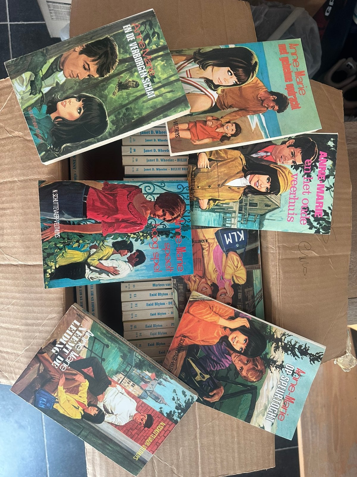 Verschillende boeken, Boeken, Strips | Comics, Ophalen, Zo goed als nieuw