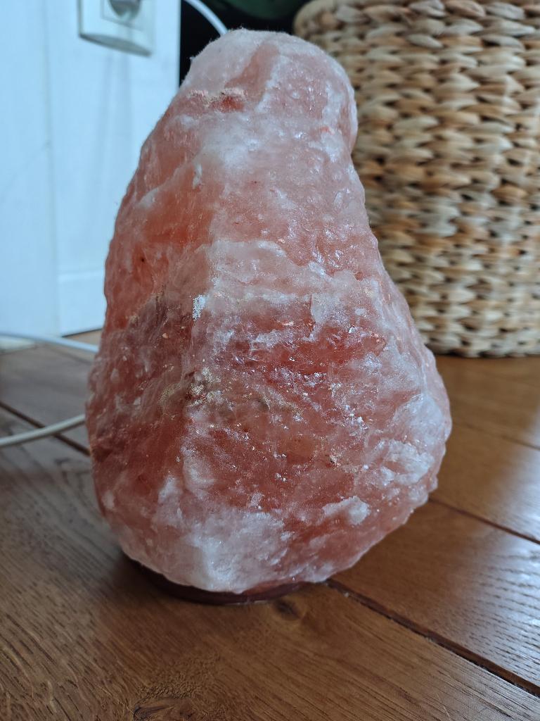 Himalaya zoutlamp 4kilo, 22H, Ophalen, Zo goed als nieuw, Minder dan 50 cm