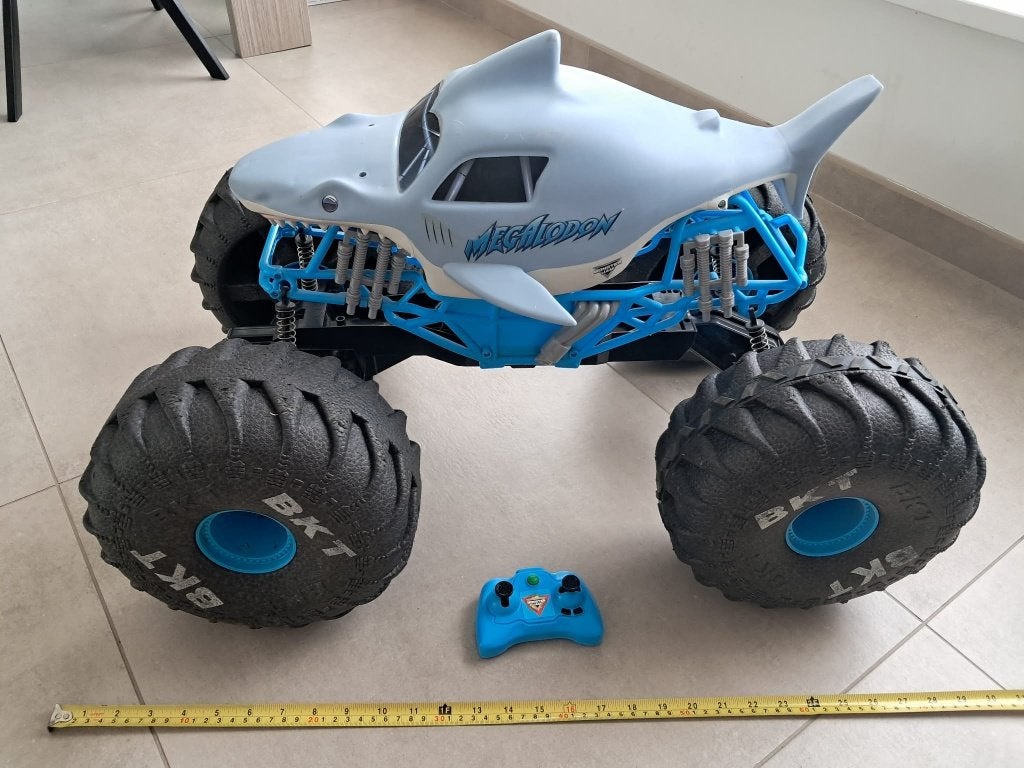Monster Jam RC - Megalodon Storm, Kinderen en Baby's, Ophalen, Gebruikt, Afstandsbediening
