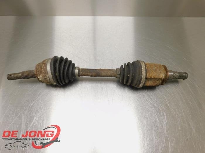 Aandrijfas rechts-voor van een Nissan Navara, Gebruikt, -, -, Ophalen of Verzenden