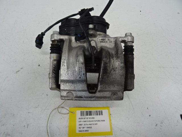 REMKLAUW RECHTS ACHTER Audi Q7 (4MB / 4MG) (01-2015/12-2019), Gebruikt, Audi