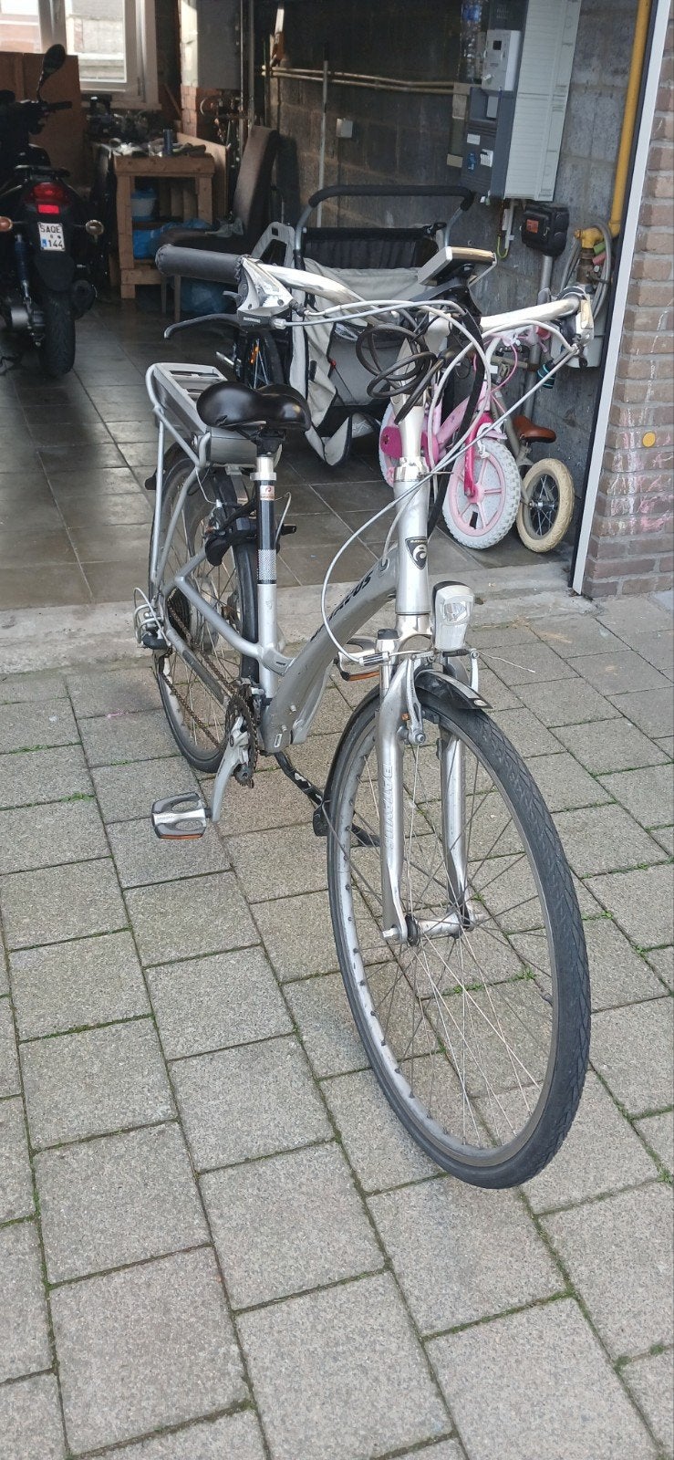 batavus electrishe fiets werkt zoals het moet, Fietsen en Brommers, Ophalen, Gebruikt, Velgrem, Versnellingen
