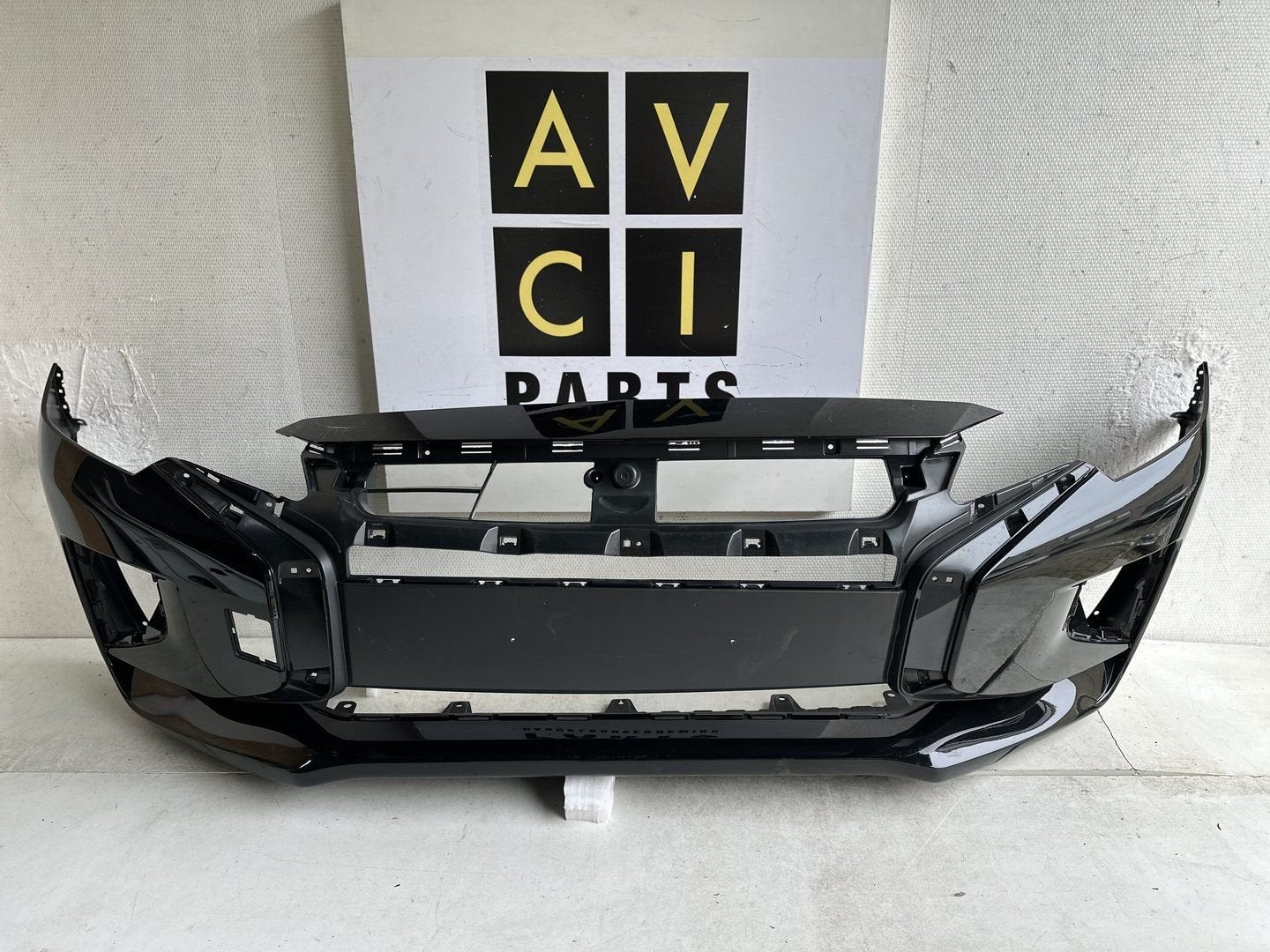 Mitsubishi Space star facelift voorbumper bumper  2019-, Autos : Pièces & Accessoires, -, Utilisé, Mitsubishi, -