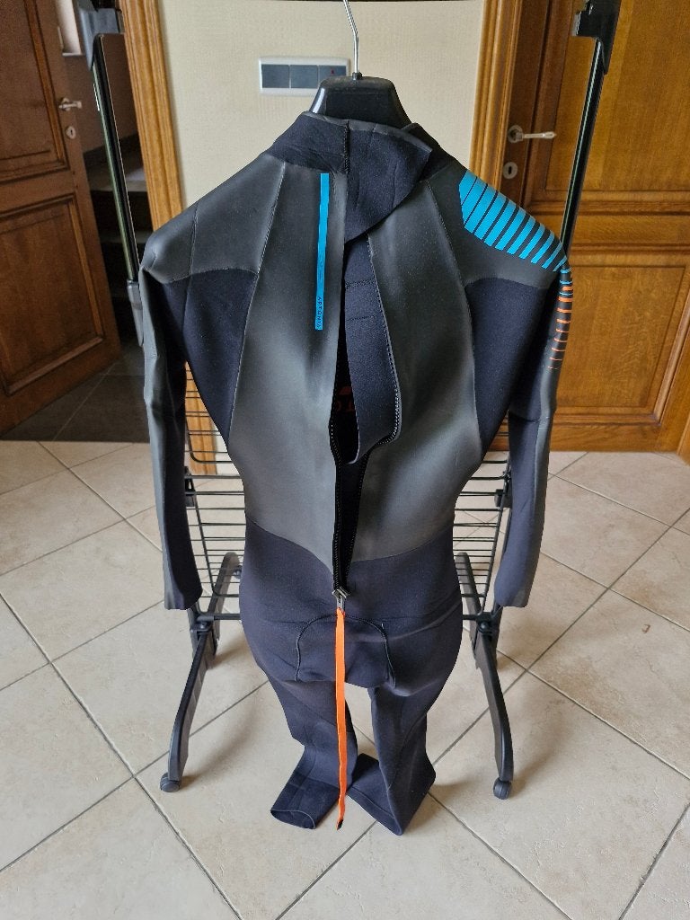 Triatlon swimsuit en fietspak, Ophalen, Zo goed als nieuw, Dame of Heer, Wetsuit